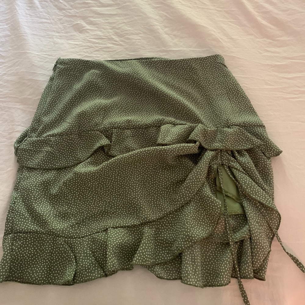 PRINCESS POLLY GREEN MINI SKIRT